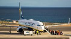 Češi uvízli na řeckém ostrově. Ryanair neodletěl a nic neřeší, stěžují si