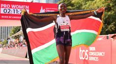 Světový rekord v maratonu. Keňanka ho překonala o téměř dvě minuty