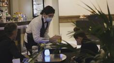 Velký poprask v Utajeném šéfovi! Ve vlastním hotelu by se neuživil