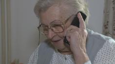 Miladu chtěli okrást po telefonu! Na tohle pozor, radí policie