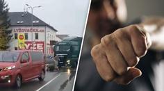 Brutální inzultace cyklisty. Kamioňák neudržel nervy na uzdě