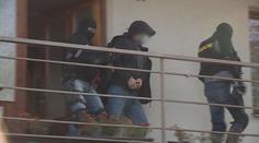 Zásah policie na Chrudimsku. Dopadený muž měl na jaře přejet policistu