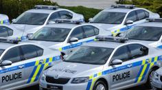 Policisté nesmí jezdit vraky! Hamáček zuří kvůli zrušené zakázce na auta