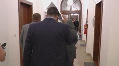 Stovky lidí měly řidičáky získat podvodem. Začal soud kvůli úplatkům