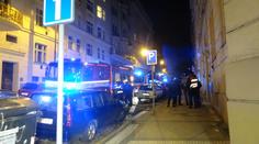 Paní zapomněla vypnout žehličku, hasiči museli evakuovat činžák