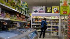 Polský supermarket, který Češi milují, má potíže. Zákazníci ztrácejí trpělivost