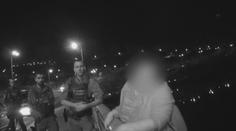 Dohnala ji drahota, mladá žena chtěla skočit z mostu. Policisté ji zachránili díky cigaretě