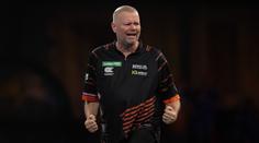 Legendární šipkař zkouší poslední možnost. Barneveld chce formu vyřešit stěhováním