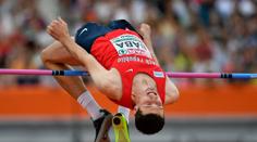 Cenný úspěch českého atleta, po dopingu ruského soupeře má medaili