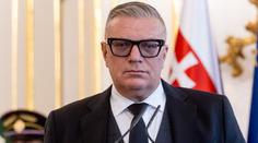 Desítky tisíc iPhonů zmizely. Ministr útočí na fotbalový svaz, Slovensko řeší skandál