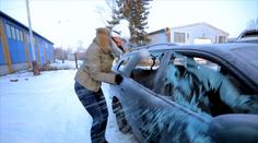 Tvář se vrací už v neděli! Sokolovi hned rozmlátí auto! VIDEO