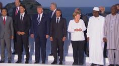 G7 pošle miliony na záchranu pralesů v Amazonii. Íránský ministr překvapil