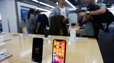 Milovníci iPhonů mají smůlu! Na nový model si budou muset počkat