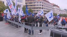 Stávky a protesty budou pokračovat, říká politolog. Úspěch ale není zaručený