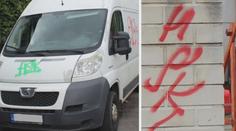 Grázl posprejoval celé město! Počmáral auta, domy i ploty