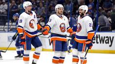 Islanders celé léto čekali, prvního září podepsali hned čtyři hráče