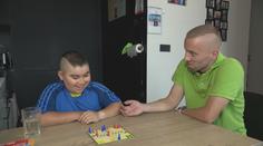 Vašík z Mostu je vážně nemocný. Zoufalý otec musí partnerku hnát k soudu