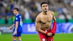 Fotbalista dal postupový gól, sundáním dresu postup zničil. Rozhodnout musel až los