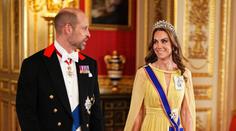 Princezna Kate se ukázala v nádherné róbě. Fanoušci jsou ale zklamaní