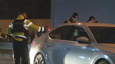 Zátah na Barrandovském mostě: Policie odhalila 12 hledaných lidí