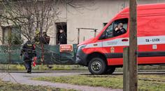 Policie spěchala k domu údajně napěchovanému výbušninami. Našla pyrotechniku