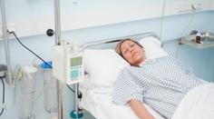 Žena se probudila z kómatu po 27 letech. Slyšela, jak se její syn hádá