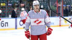 Další skandál kontroverzního Slováka. Po vyhazovu z NHL jej vyhodili i z Ruska