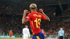 Zlatý míč? Důvod, proč ráno vstávám, hlásí Yamal. Teď se těší na Ronalda