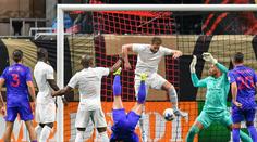 Útočník Atlanty vystřihl v MLS parádní nůžky z pěti metrů. Pak se strhla mela