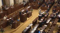 Sněmovnu paralyzují obstrukce. Piráti přišli s návrhem na omezení projevů