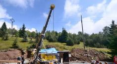 Kauza lithium opět žije! Firma tvrdí, že jí úřady povolily 13 vrtů