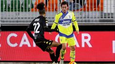 Juventus pouze remizoval s Benátkami, body ztratil i vedoucí AC Milán
