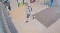 Policie pátrá po zloději z Ostravy. Z obchodu si odnesl alkohol za 10 tisíc