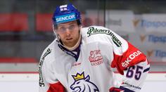 Reprezentační bek mění angažmá! Míří k parťákovi do KHL