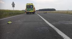 Řidič strhnul cyklisty pod kola! Jeden zemřel, další bojuje o život