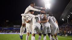 Real se na výhru proti Getafe natrápil. Soupeř dohrával v devíti hráčích