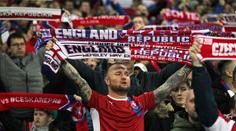 UEFA zvýší limit diváků. Stadiony na Euru by mohly být plné