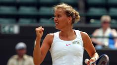 Češky mají zatím pevné nervy a kosí wimbledonský trávník