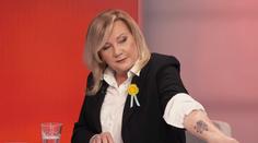 Schillerová ve vysílání ukázala tetování. Ničeho nelituji, doma si už zvykli, říká