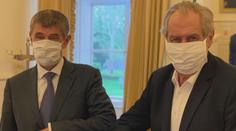 Babiš a Zeman se sešli v Lánech. Řešili koronavirus, armádu i nemocného Adámka