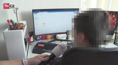 Žáci při on-line výuce snadno podvádějí. "Děláme to pořád," přiznává Michal