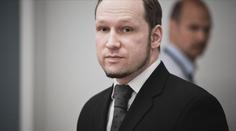 Breivik chce žalovat Norsko. Vadí mu jeho luxusní cela