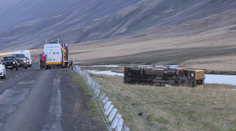 Na Islandu havaroval autobus s českými turisty. Pět lidí se vážně zranilo