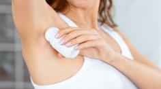Deodorant známé značky způsobil ženám zdravotní potíže. Prodává se i v Česku