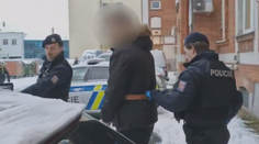 Na silvestra měl ukopat spícího muže. Mladíkovi hrozí i výjimečný trest