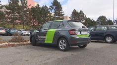 Lidé spláceli auta na leasing, přesto jim je zabavili. Firma je nejspíš podvedla