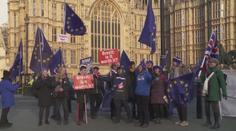 Velká Británie definitivně opustila EU. Změny se dotknou i Čechů