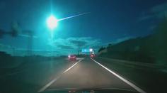 VIDEO: Zářivý objekt rozjasnil oblohu. Nad Portugalskem prolétl meteor