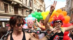 Vadí vám životní styl jiných lidí? Soud vás pošle na 2 roky za mříže!