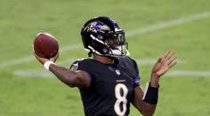 Hvězda NFL nemá agenta, o miliardové smlouvě jedná jeho máma